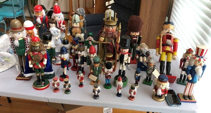 LARGE COLLECTION OF NUTCRACKER WOODEN SOLDIERS