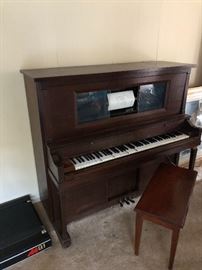 Vintage player piano!
