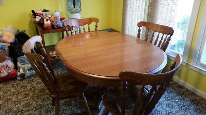 Kitchen Table with addition Leaf $150