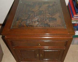 REAL ROSEWOOD END TABLE THAT MATCHES THE COFFEE TABLE FROM HONG KONG