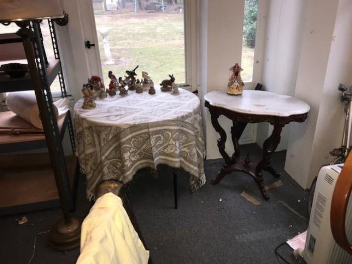 VICTORIAN MARBLE TOP TABLE AND BIRD COLLECTION
