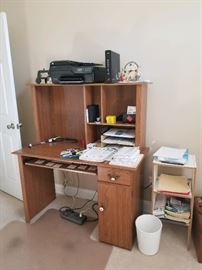 Computer desk
