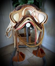 Mediterranean Saddle