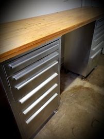 dual tool chest work bench