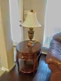 Matching lamp table to Coffee Table.