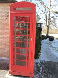British phone booth (BID ITEM)
