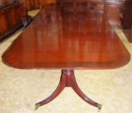 Baker Dining Table with 3 leaves
