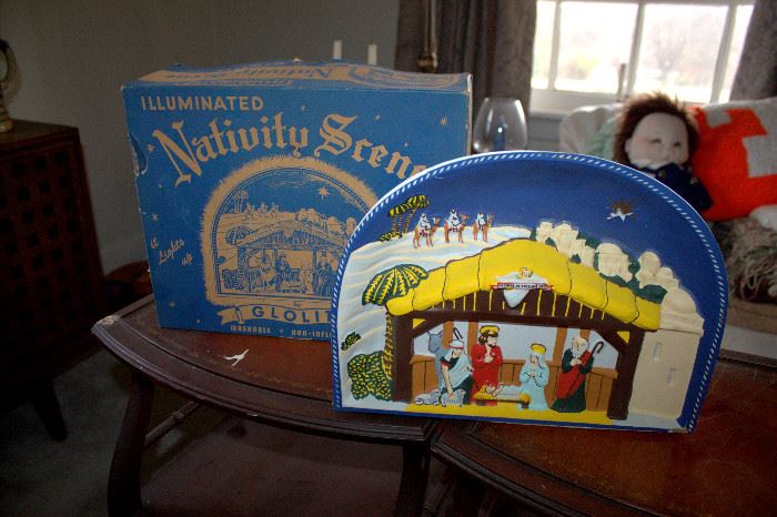 Vintage Glolite lighted nativity scene with original box