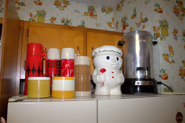 Vintage kitchen items