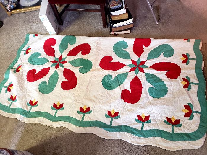 Beautiful vintage quilt