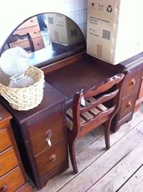 Vintage dresser