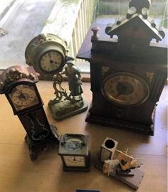 MVF016 Collectible Vintage Clocks 