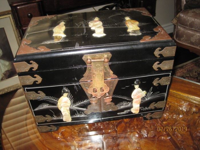 Chinese Style Jewelry Box