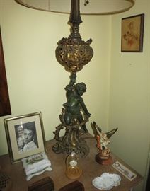 Fabulous Cherubic Victorian Lamp