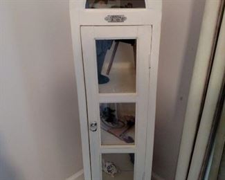 Celton Paris rounded top cabinet