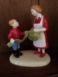 Coalport "Thanks Mum" figurine