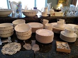 Lindsay by Gorham dishes