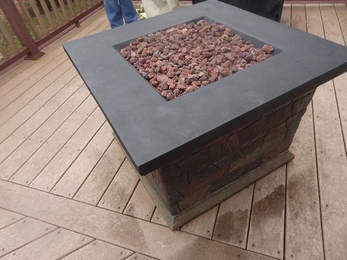 Firepit with Propane Tank
