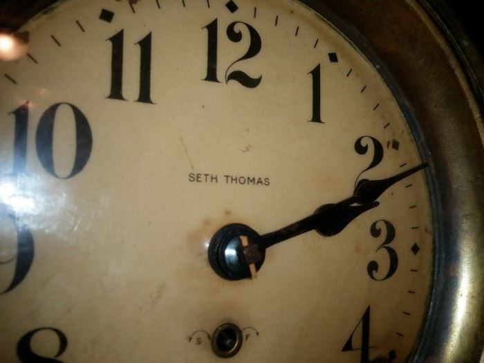 A closer look at the Seth Thomas clock