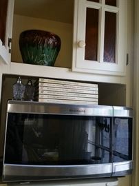 Frigidaire microwave oven