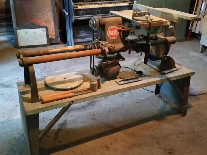 Shopsmith 10ER multi-purpose machine (lathe, table saw, drill press, disc sander, and more.  Needs light sanding to remove rust from way tubes and motor capacitor needs to be replaced.