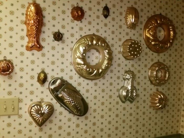 Assortment of baking molds