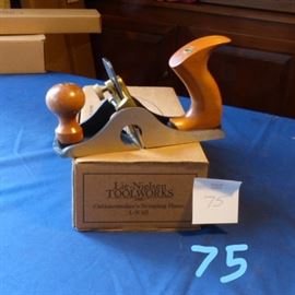 Lie-Nielson Tool Works
CABINETMAKERS SCAPING PLANE