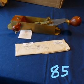 Lie-Nielson Tool Works
BZ MITTER PLANE