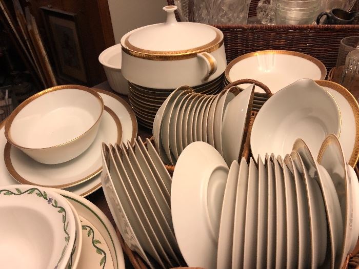 Noritake fine china set