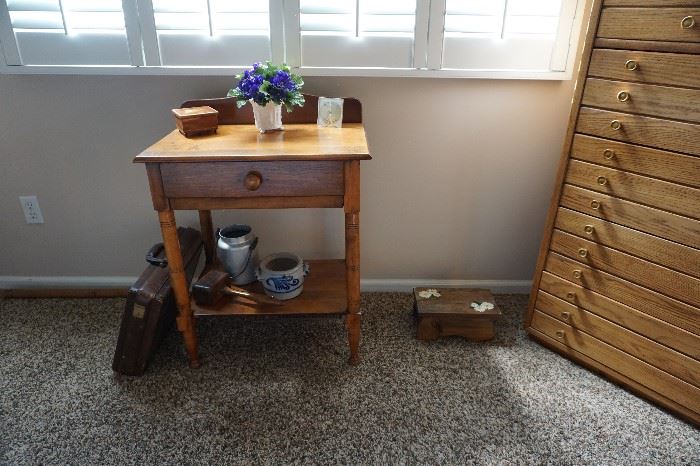 wash stand, chest