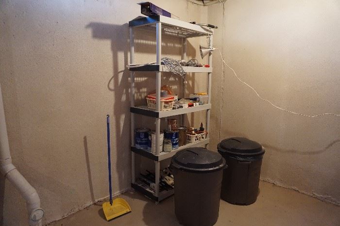 garbage cans, shelf uint