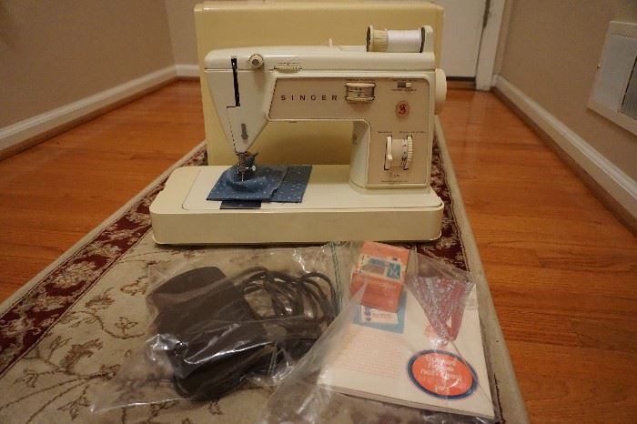 Singer Touch and Sew Sewing Machine