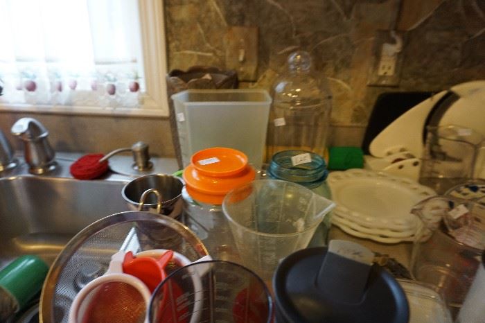 kitchen ware