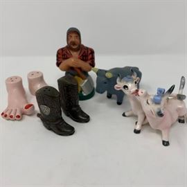 Travel Salt and Pepper Shaker Sets 1 https://ctbids.com/#!/description/share/103148