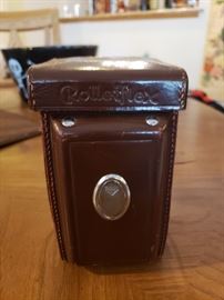 Rare ROLLEIFLEX camera in near mint condition. It appears camera has been in case for most of its existence. Twin lenses, 4/135 & F = 135mm. Made in Braunschweig, Germany, Franke & Heidecke