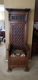 Antique Alter, Pastor, Bishop, Chairman or Deacon chair https://ctbids.com/#!/description/share/104345