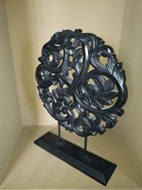 Carved Leaves and Scroll Art https://ctbids.com/#!/description/share/104262