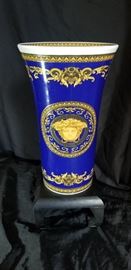 Grecian style cobalt blue vase https://ctbids.com/#!/description/share/104286