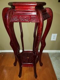 Mahogany Plant / Art / Vase stand https://ctbids.com/#!/description/share/104298