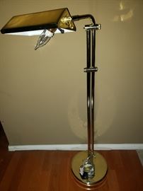 Brass Floor Lamp https://ctbids.com/#!/description/share/104326