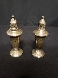 Sterling silver salt and pepper shakers https://ctbids.com/#!/description/share/104376