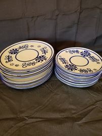 Mexicana hand painted plates https://ctbids.com/#!/description/share/104063