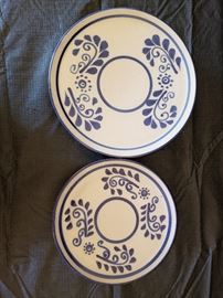 Mexicana hand painted plates https://ctbids.com/#!/description/share/104064