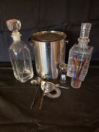 Barware https://ctbids.com/#!/description/share/104074