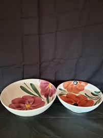 Italian Ceramic Serving bowls https://ctbids.com/#!/description/share/104084