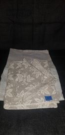 Linen Colored Linens https://ctbids.com/#!/description/share/104098