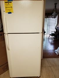 Kenmore refrigerator https://ctbids.com/#!/description/share/104200
