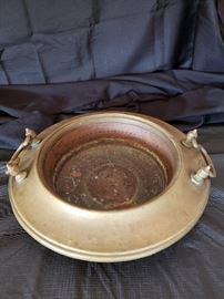 Vintage Brass Plant Holder https://ctbids.com/#!/description/share/104234