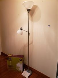 Lights and Fan https://ctbids.com/#!/description/share/104246