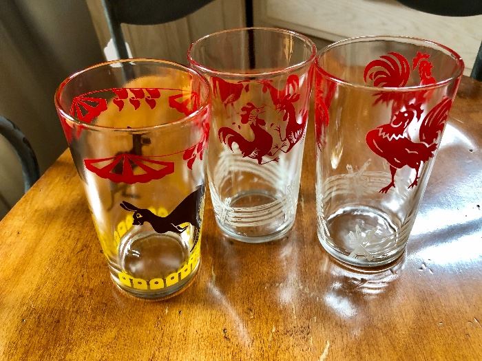 Vintage glasses - roosters and a kangaroo 